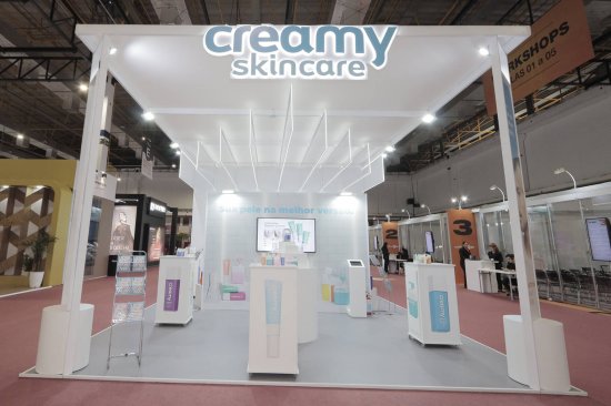 Creamy Skincare MBrasil Stands